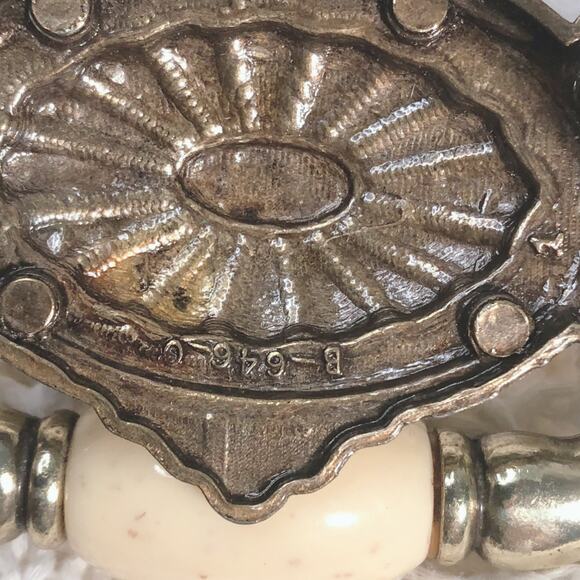 3/$15 🌻 Vintage Drawer Pulls Hardware for Dresser - Picture 7 of 9